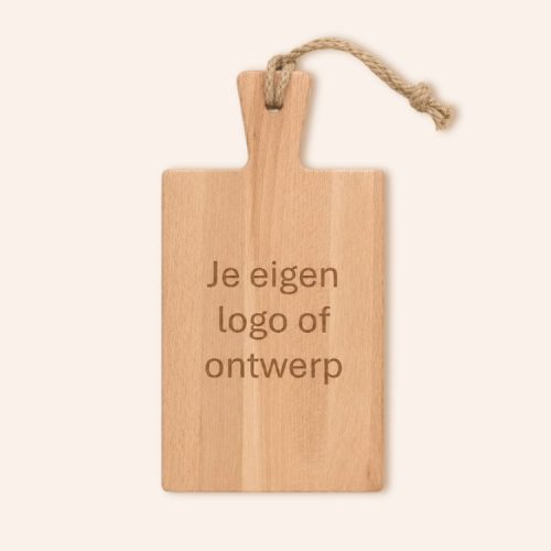 je eigen ontwerp of logo gegraveerd op een borrelplank Van BRIES
